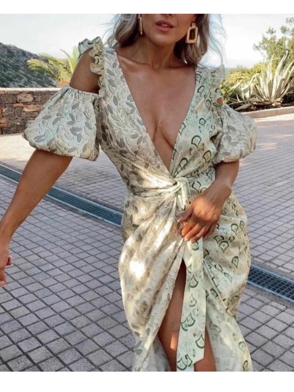 Never Fully Dressed Green Marble Cold Shoulder Wrap Dress NWT size 6